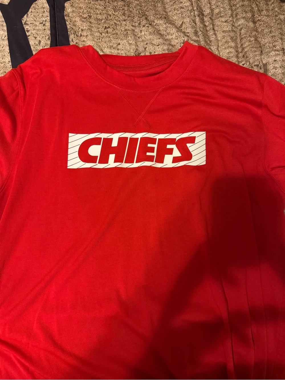 NFL Red CHIEFS Logo Dri-Fit Sleeve Shirt